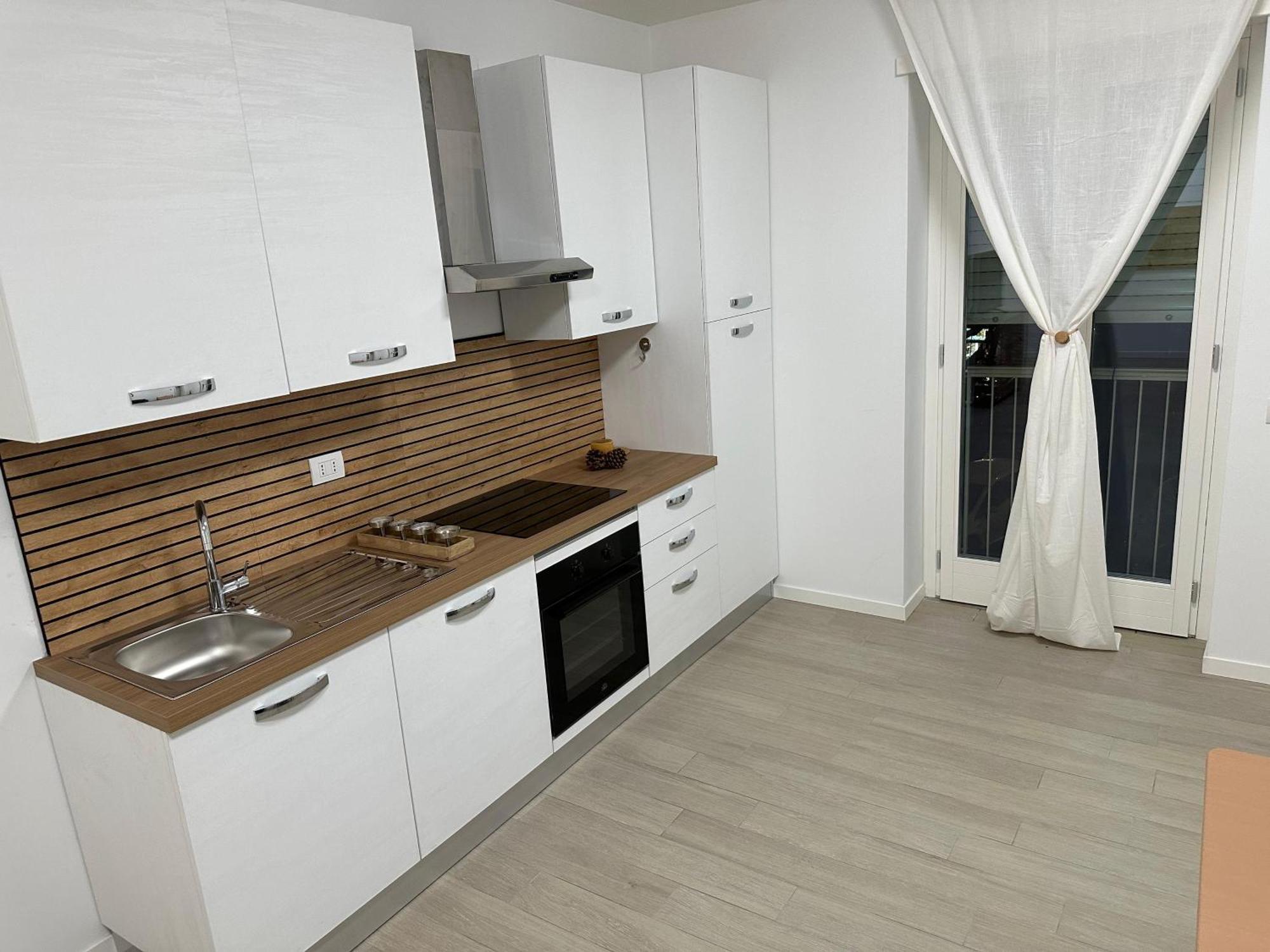 Casa Ideale Tim Appartmanti Moderni Vicina Al Centro ليكو المظهر الخارجي الصورة