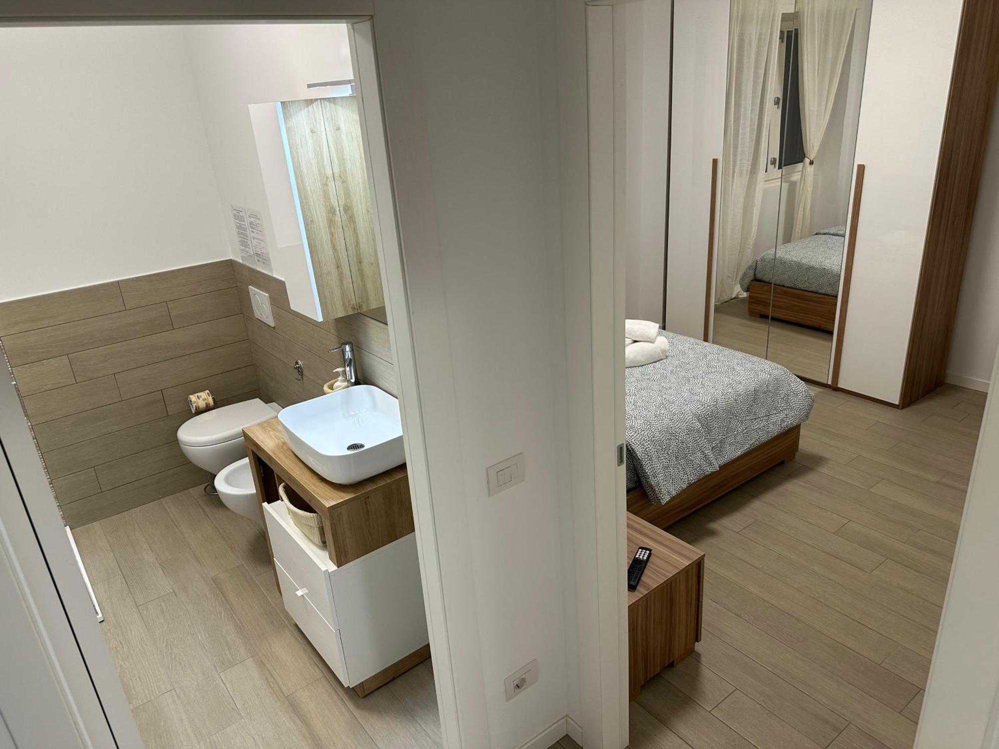 Casa Ideale Tim Appartmanti Moderni Vicina Al Centro ليكو المظهر الخارجي الصورة