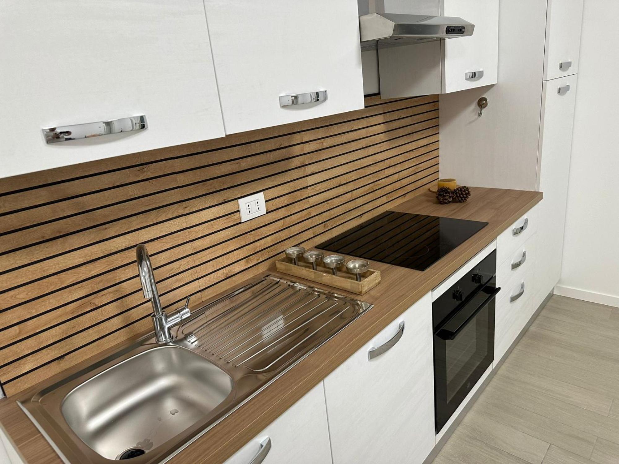 Casa Ideale Tim Appartmanti Moderni Vicina Al Centro ليكو المظهر الخارجي الصورة