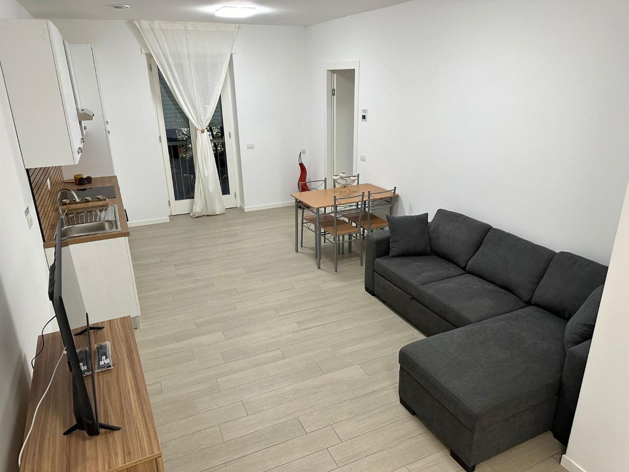 Casa Ideale Tim Appartmanti Moderni Vicina Al Centro ليكو المظهر الخارجي الصورة