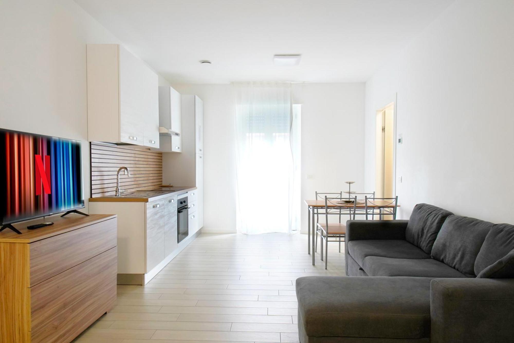 Casa Ideale Tim Appartmanti Moderni Vicina Al Centro ليكو المظهر الخارجي الصورة